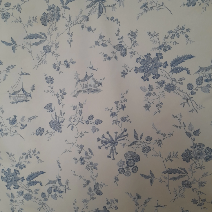 Magnificent blue percale Toile de Jouy Tonkin used in upholstery for lampshades, curtains and cushions. Toile de Jouy is available in 3 colours in stock, delivery within 2 days.