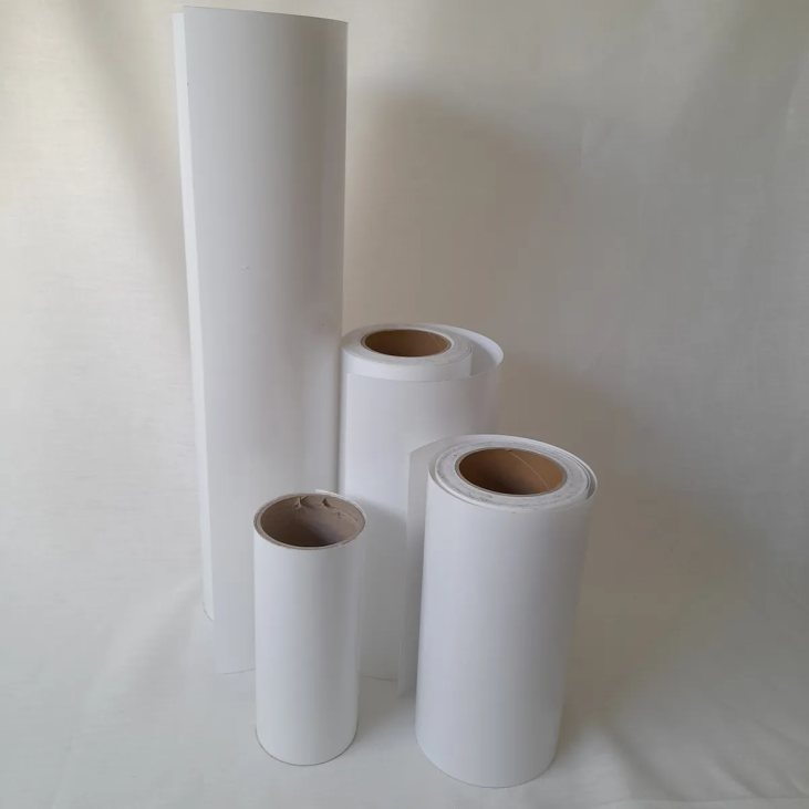 White adhesive polyphane 30/100 sold in different heights: 20 cm - 25 cm - 30 cm - 50 cm- 150 cm and in coupon.