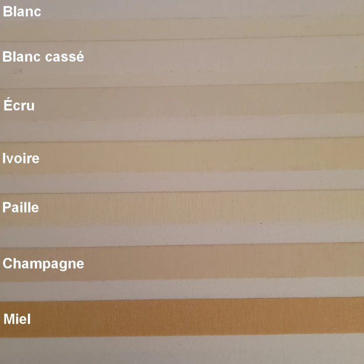 Échantillon des couleurs claires des bordures adhésives en coton satiné de CÔTE OUEST DÉCO.